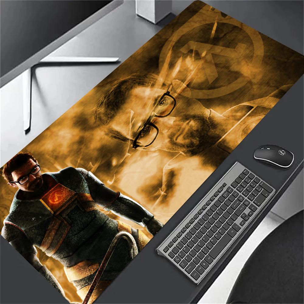 Gaming Keyboard Half - هالف لايف - وسادة فأرة ألعاب