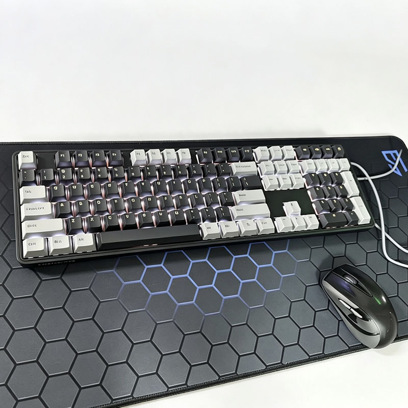 لوحة مفاتيح ألعاب ميكانيكية سل - مراجعة Gaming Keyboard Backlit وسعره