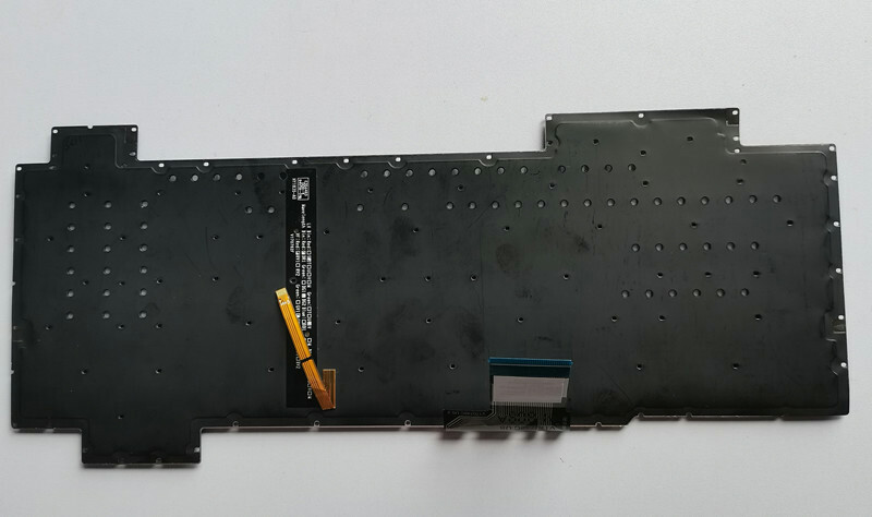 لوحة مفاتيح بيضاء مضاءة خلفيًا - مراجعة Gaming Keyboard Backlit وسعره