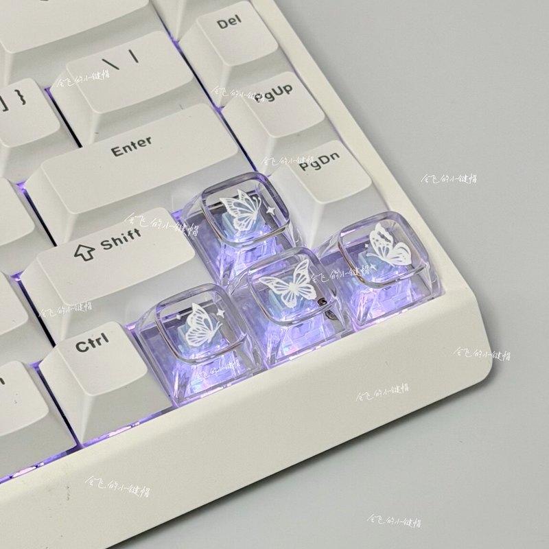 غطاء مفتاح شفاف بتصميم الفراشة - مراجعة Keyboard Gaming Transparent وسعره