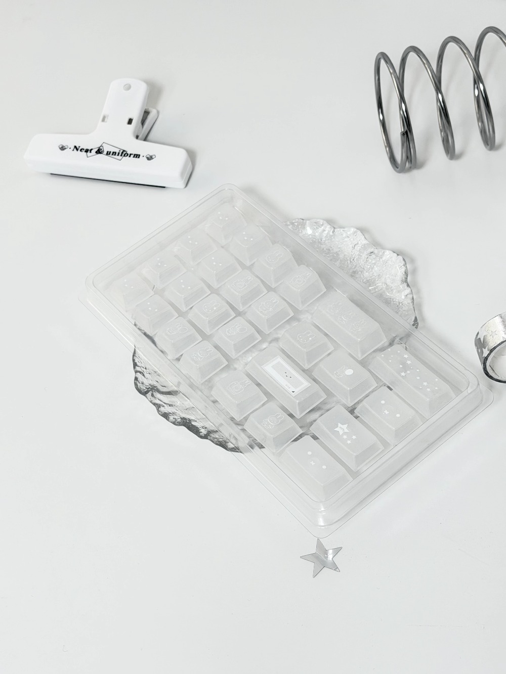 أغطية مفاتيح كواي ميفي شفافة م - مراجعة Keyboard Gaming Transparent وسعره